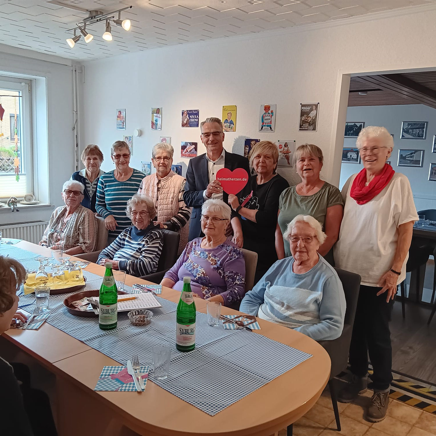 Gruppenfoto mit Herrn Bracke